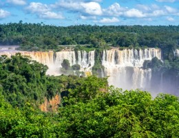 IGUAZU Finde Largo Junio